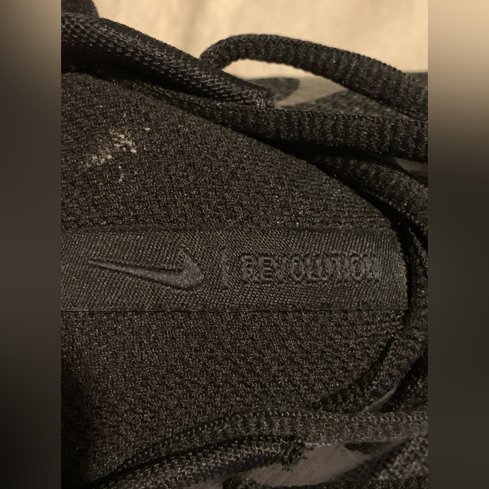 NIKE Revolution 7 Black Size 11 Shoes - Picture 9 of 13